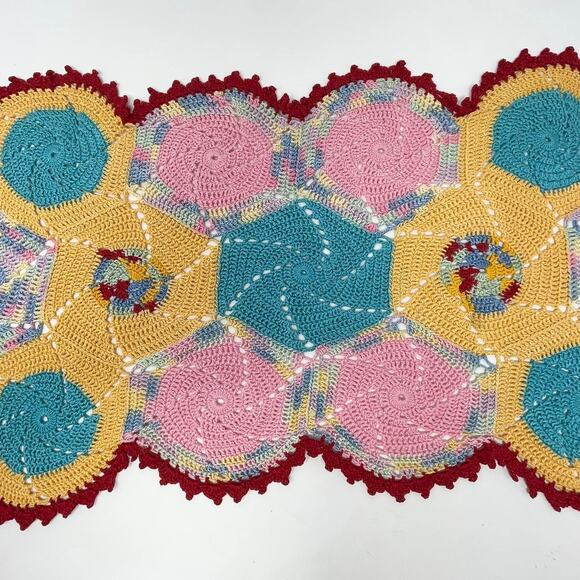 Vintage Handmade Crocheted Pink Yellow Robins Egg Blue Red Doily‎ - Picture 3 of 5